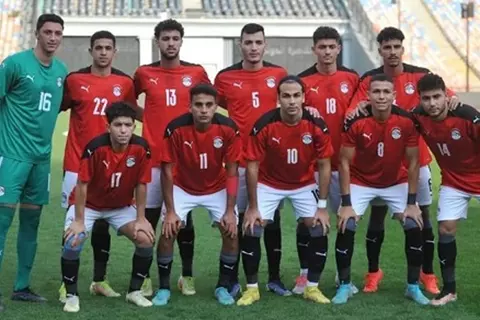 3 محترفين مزدوجي الجنسية على أعتاب الانضمام لمنتخب الشباب